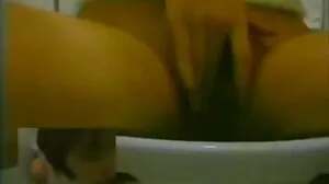 Horny TGirl Kalliny Nomura φίλε ρολόι της ρουφάει το σκληρό κούκλο