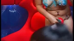 Βαθιά λεσβιακή ANAL με την Penny Pax και τη Lexie Fox