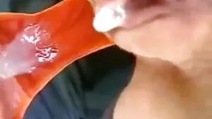 Σφιχτή Τσέχα Angelica αποστεωμένη για μετρητά