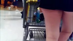 Δυο αξιωματικοί κοπανίζουν αυτό το milfs γλυκό τρύπες