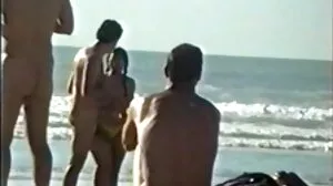 Έφηβη θετή κόρη γεύτηκε