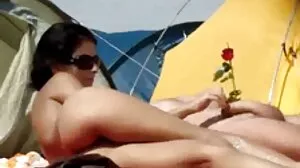 VIP4K. Ο άτακτος έφηβος θέλει να δοκιμάσει το παλιό πουλί, οπότε γιατί σαγηνεύει τους ηλικιωμένους